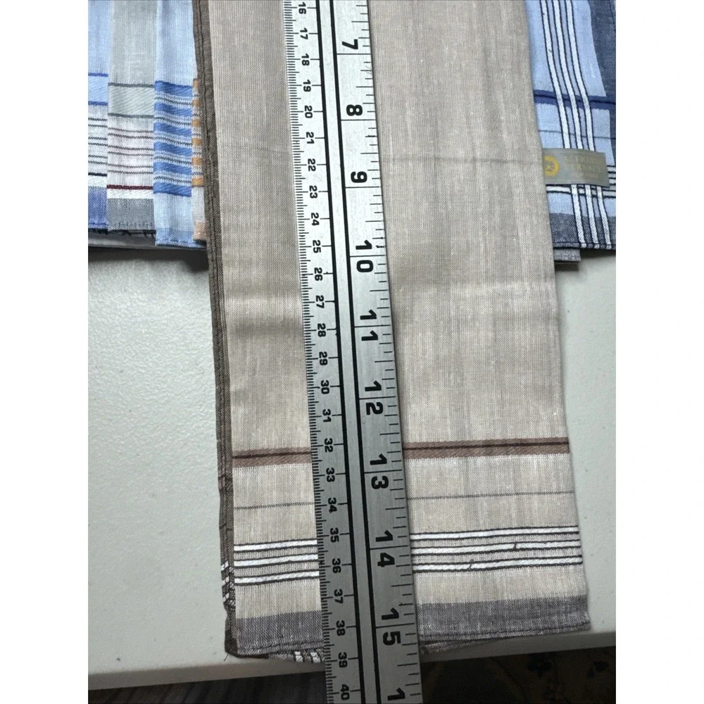 VTG! ALFREDO VERSACE Multicolor Plaid Handkerchief 15